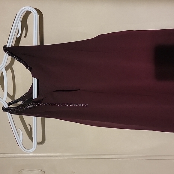 SLNY Fig Burgundy Dress Size 8 Chiffon Woman's Sheath Dressy r27 - Picture 4 of 12